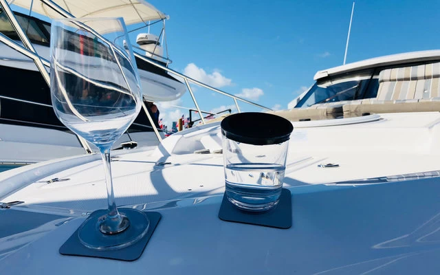 Silwy® Tritan Magnetgläser Mit Untersetzer 2er Set (250 Ml) 5 Silwy® Tritan Magnetgläser Mit Untersetzer 2er Set (250 Ml) – Bild 5